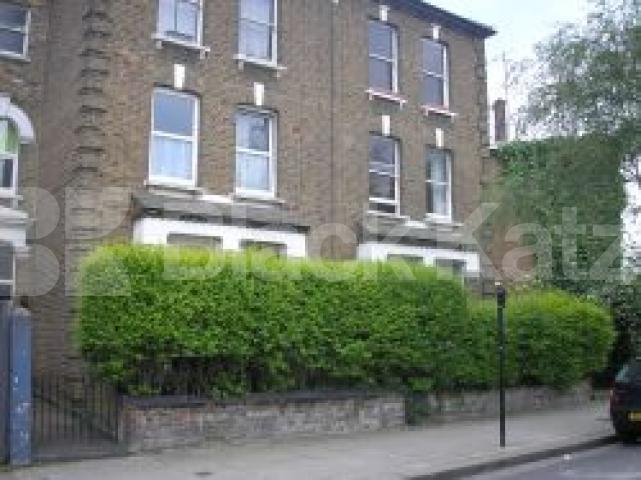 			REDUCED PRICE!!, 1 Bedroom, 1 bath, 1 reception Flat			 Burghley Road, KENTISH TOWN NW5